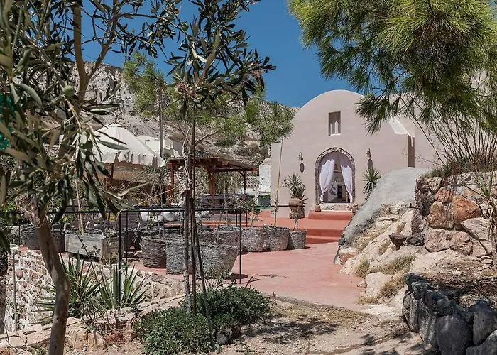 Tebeli Villa Emporio (Santorini)